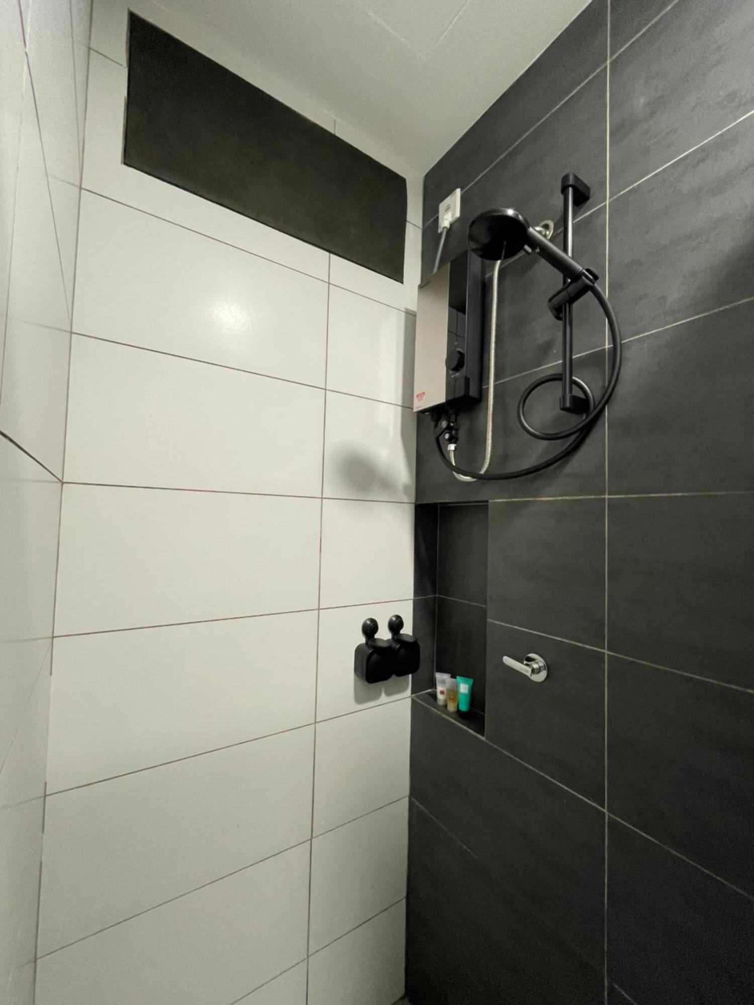 Jugi Suite @ Horizon Sepang Klia Экстерьер фото